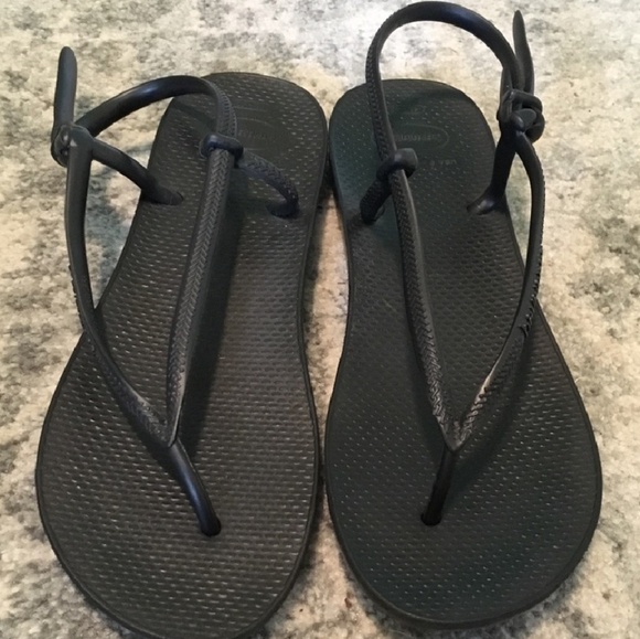 havaianas flip flops with back strap